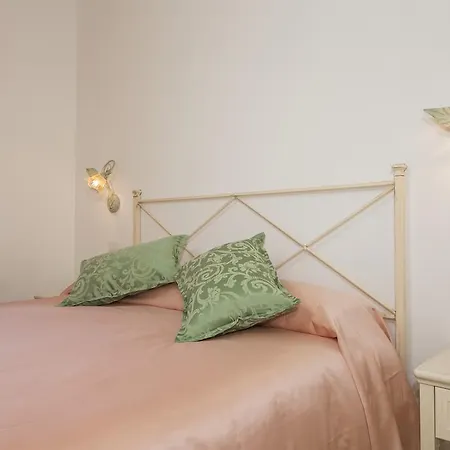 فندق مبيت وإفطار I Tetti Di 3*